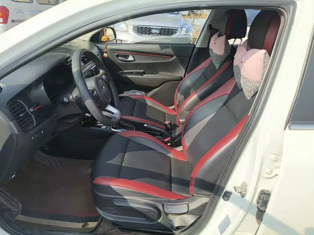 Kia KX CROSS 2018 2017 1.4L AT GLS
