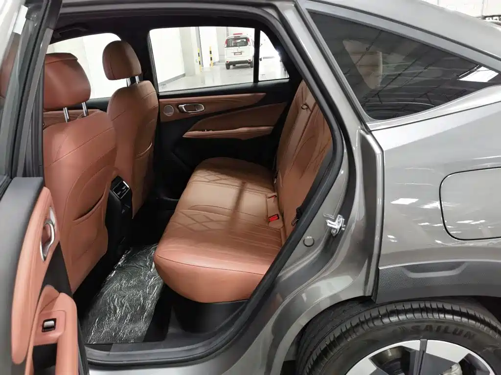 Geely Boyue REV 2026 2026 Extended Range Base Model