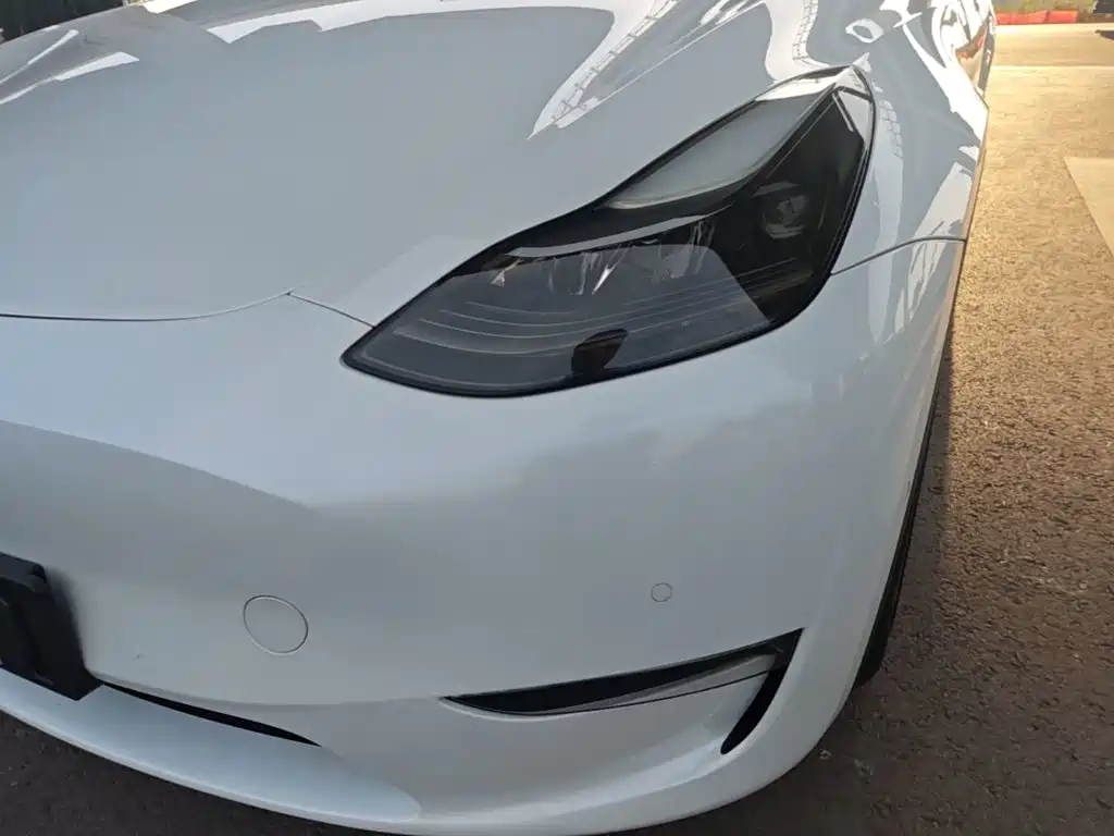 Фото 24 - Tesla Model Y