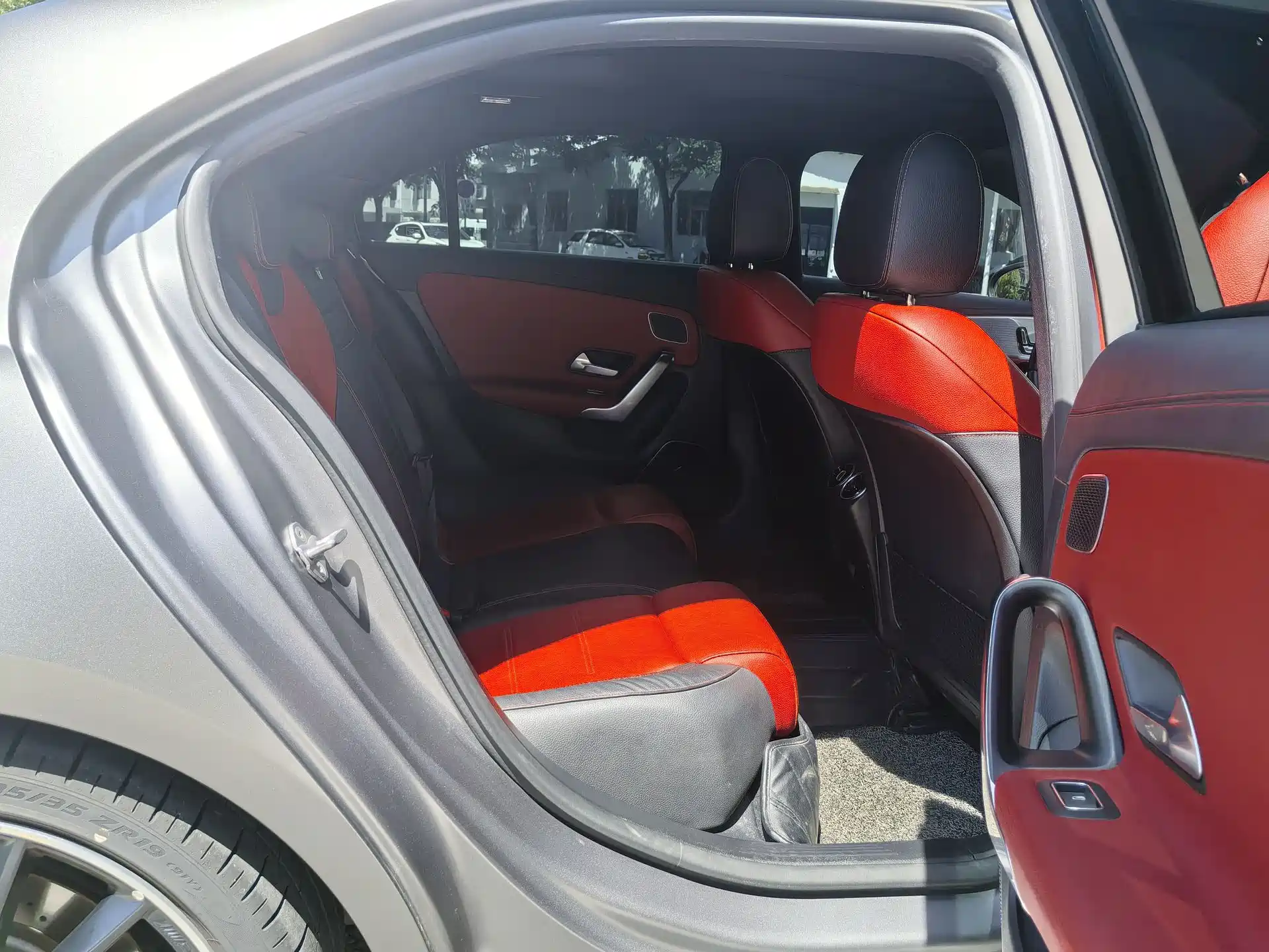 Photo 12 - Mercedes-Benz A-Class AMG