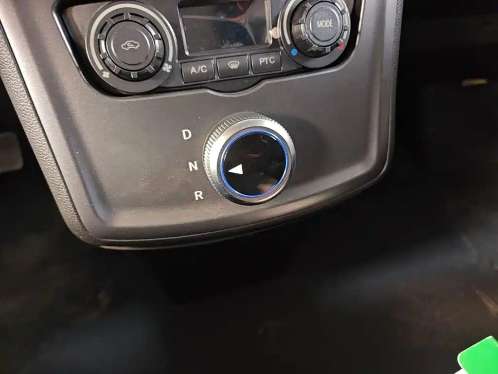 Foton Zhilan Jingling E7 2026 2023 Pure Electric Van Flat Roof 2-seater CATL 38.64kWh