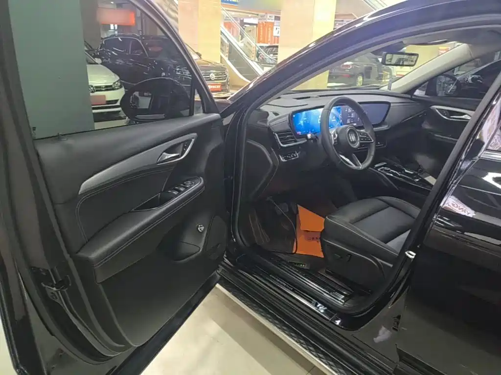 Фото 16 - Buick Envision Plus