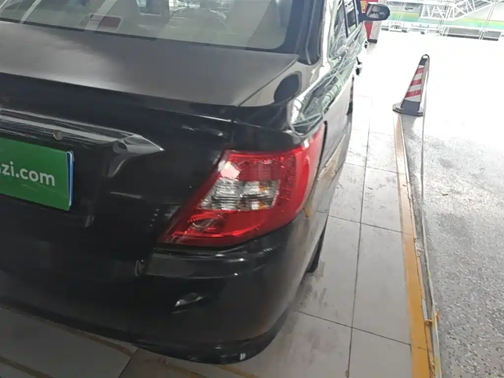 BYD F3 2015 Energy-saving Edition 1.5L Manual Comfort фото 8