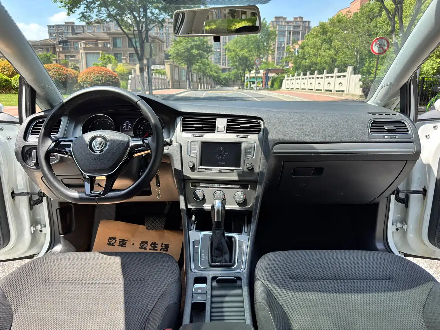 Volkswagen Golf 2016 230TSI Automatic Comfort фото 12