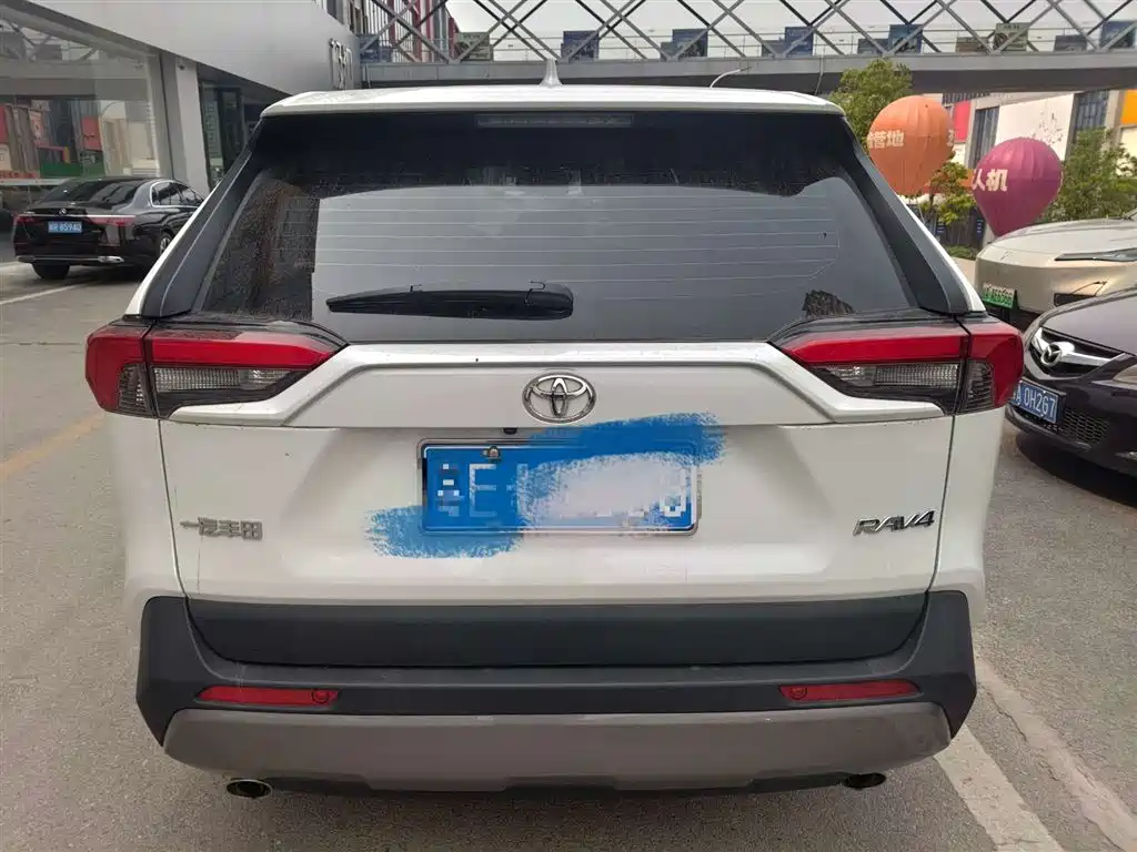 TOYOTA RAV4 RONGFANG