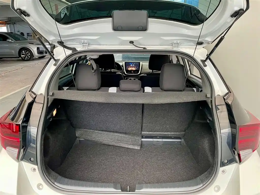 Toyota YARiS L Zhi Xuan 2021 Zhi Xuan X 1.5L CVT Leading Edition фото 14