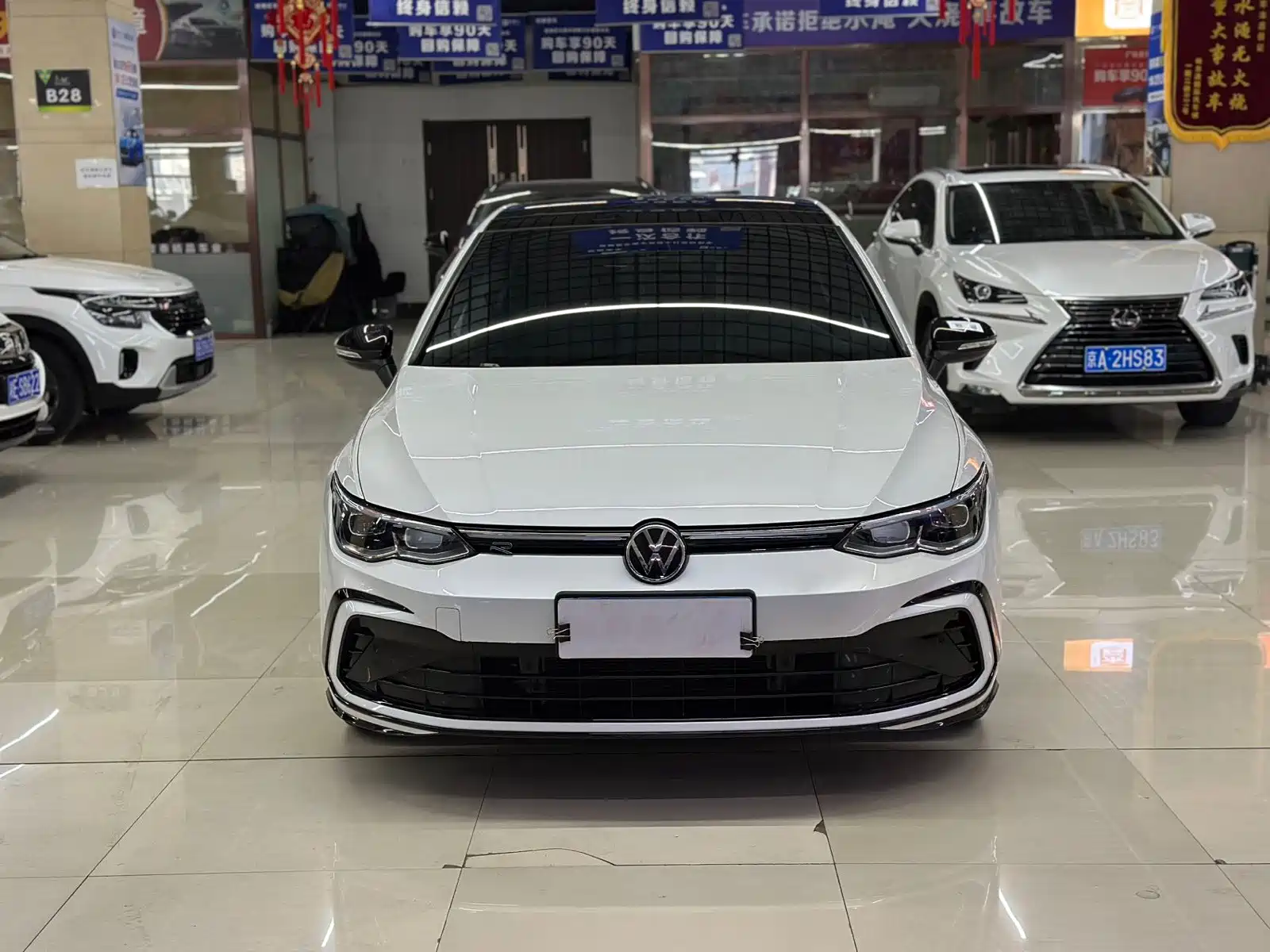 Фото 2 - Volkswagen Golf