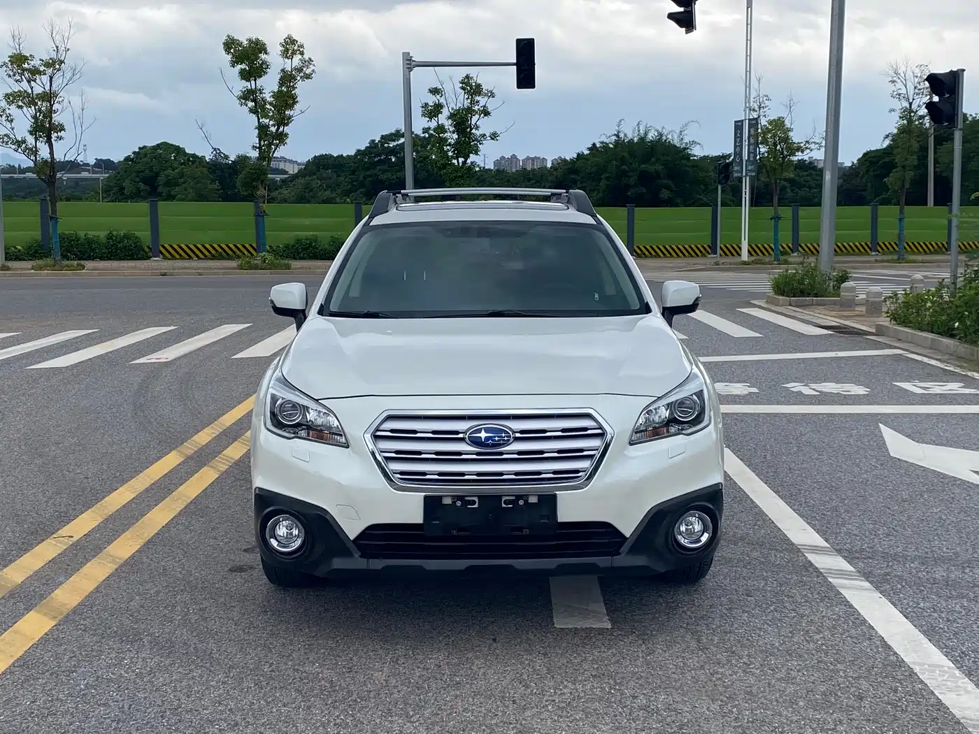 Subaru Outback 2017 2.5i Luxury Navigation Edition EyeSight фото 2