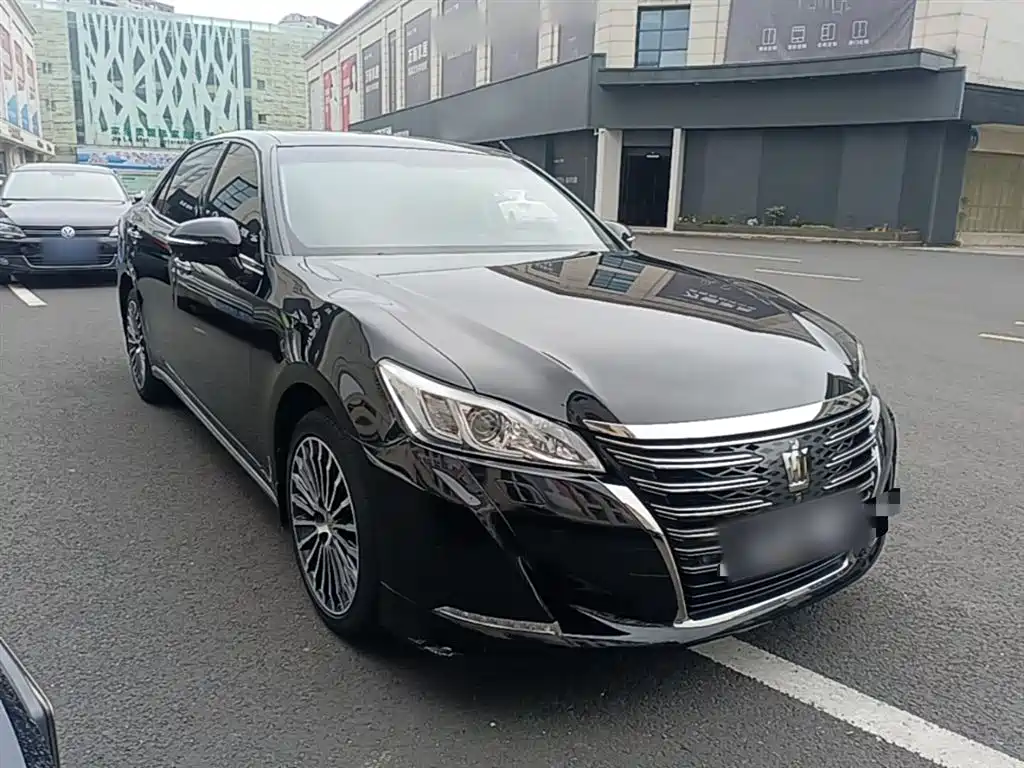 Toyota Crown 2018 2.0T Sport Edition фото 4