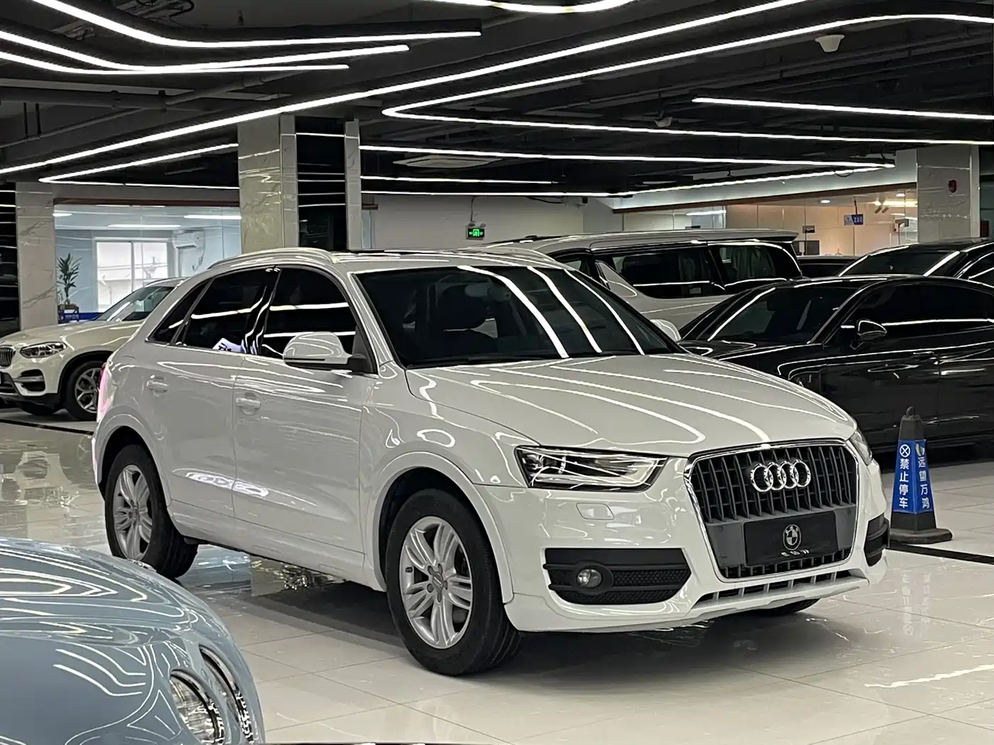 Audi Q3 2013 35 TFSI Comfort фото 3