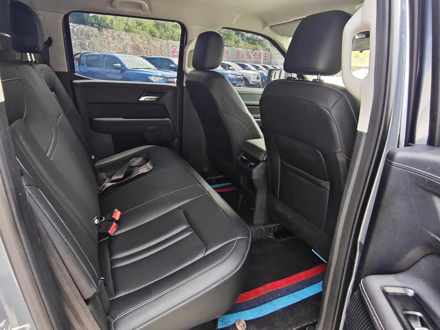 Jiangling Dadao 2025 2024 All-Rounder 2.3T Diesel Automatic 4WD Comfort Flatbed