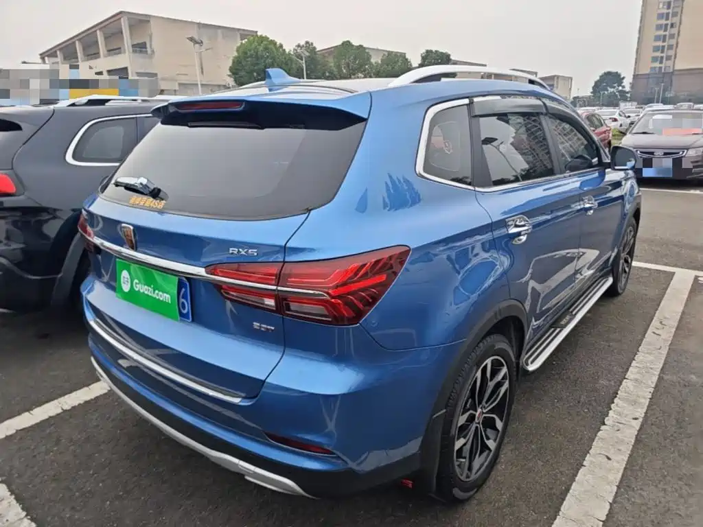 Фото 7 - Roewe RX5