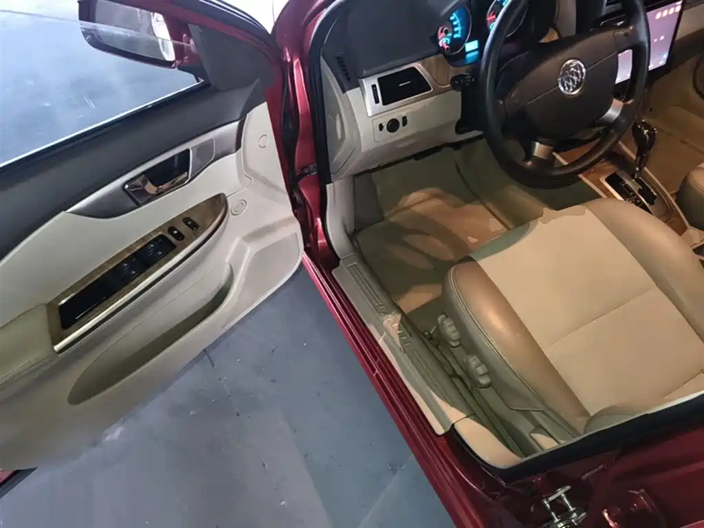 Buick Excelle 2015 1.5L Automatic Classic фото 16