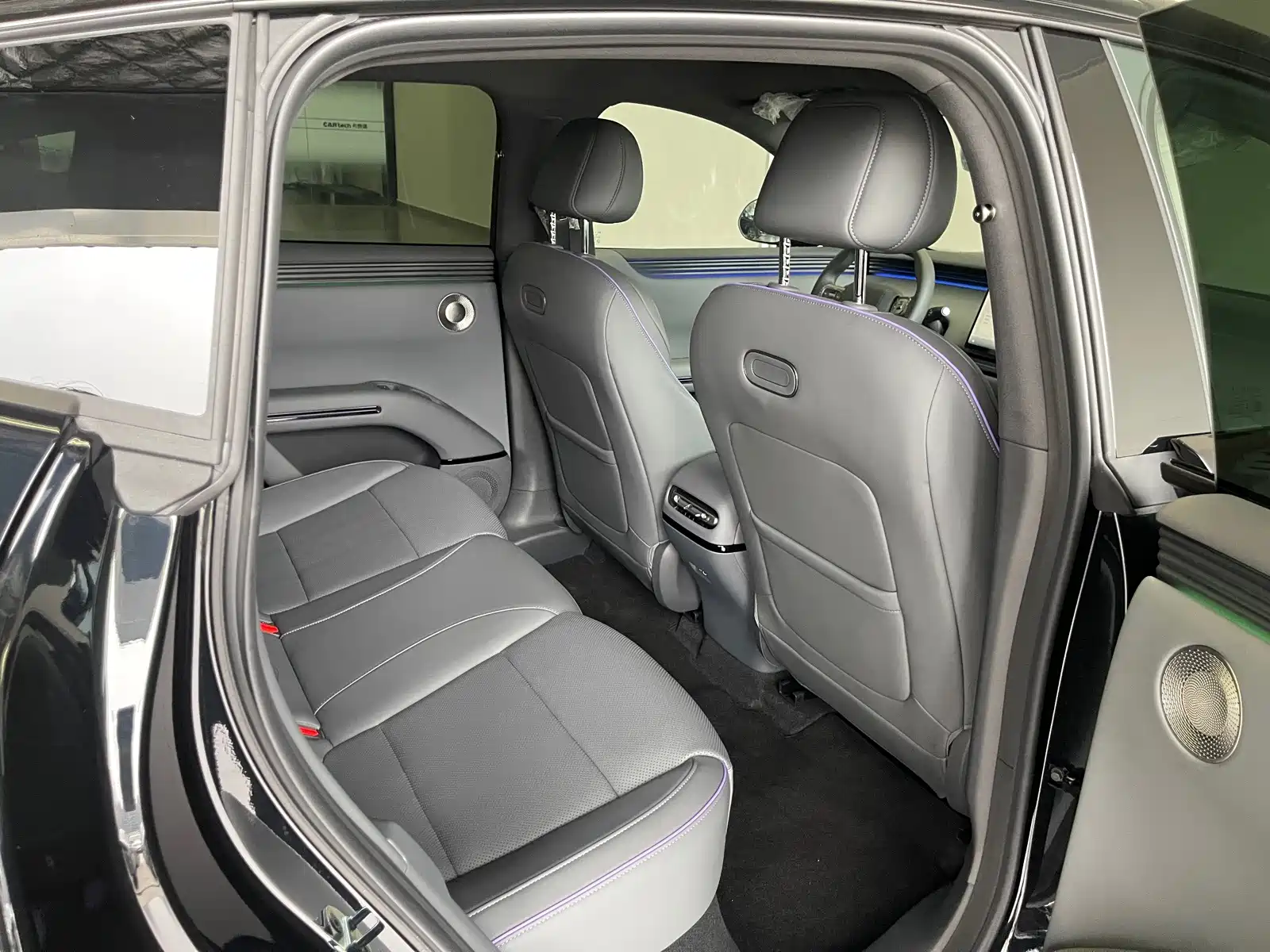 Фото 26 - XPeng MONA SUV