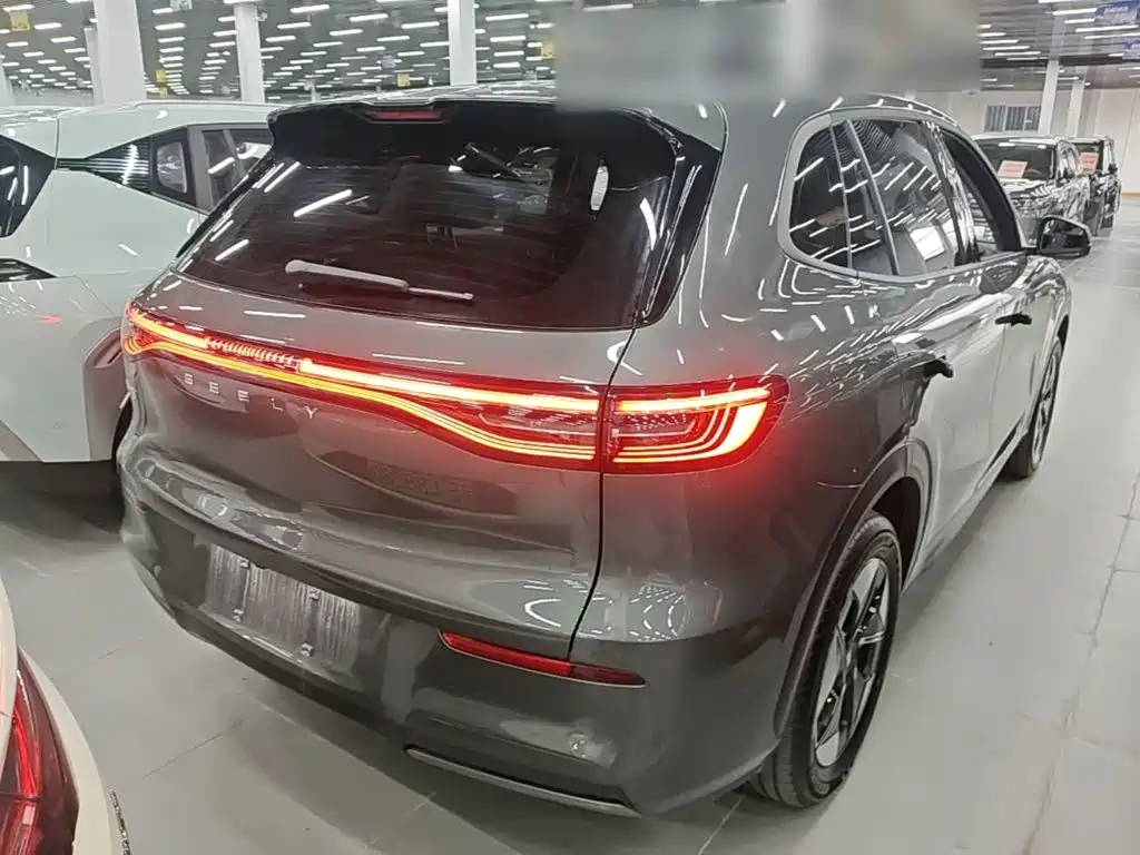 Фото 7 - Geely Galaxy Galaxy E5