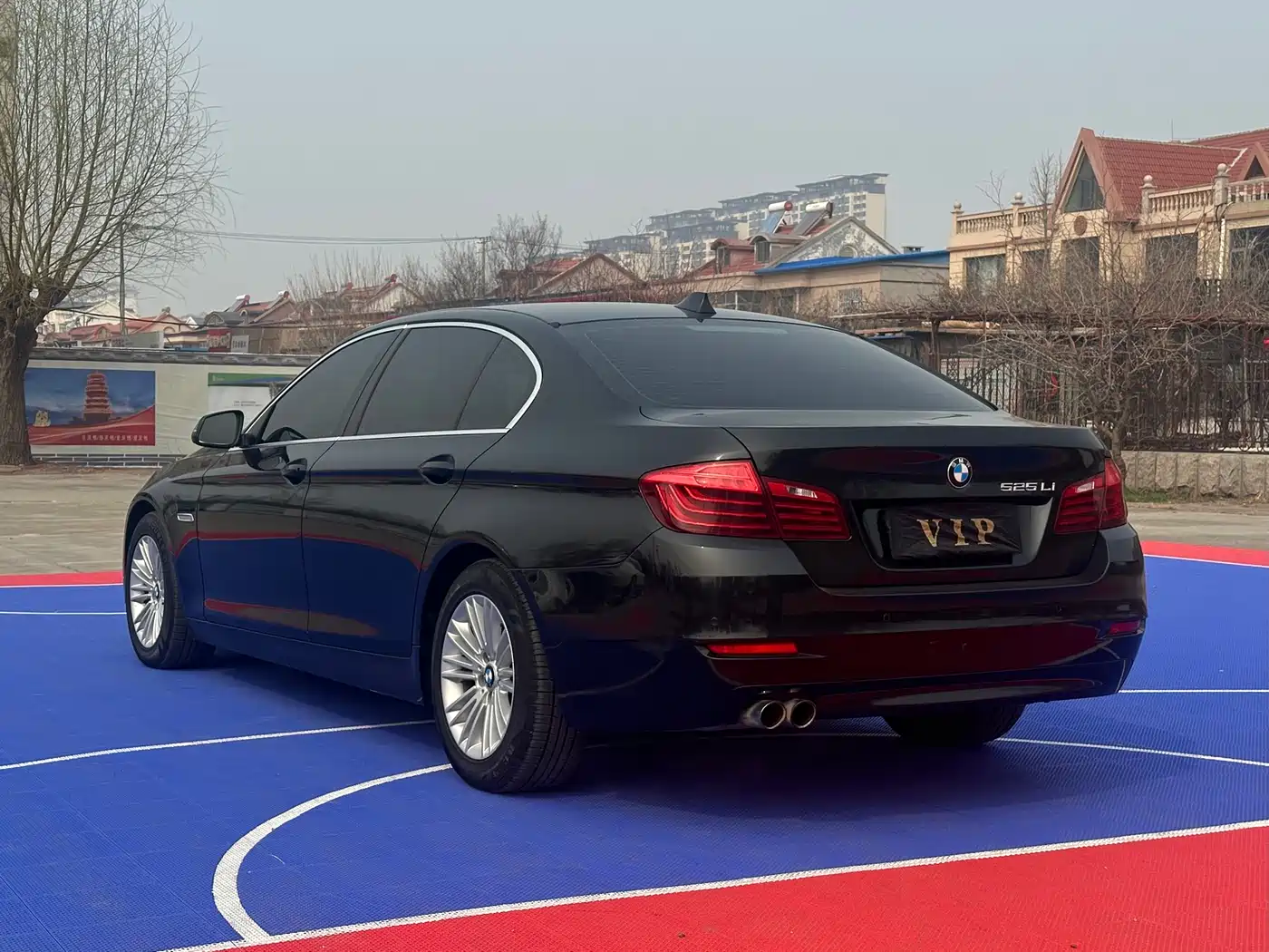 BMW 5 Series 2014 525Li Leading фото 4