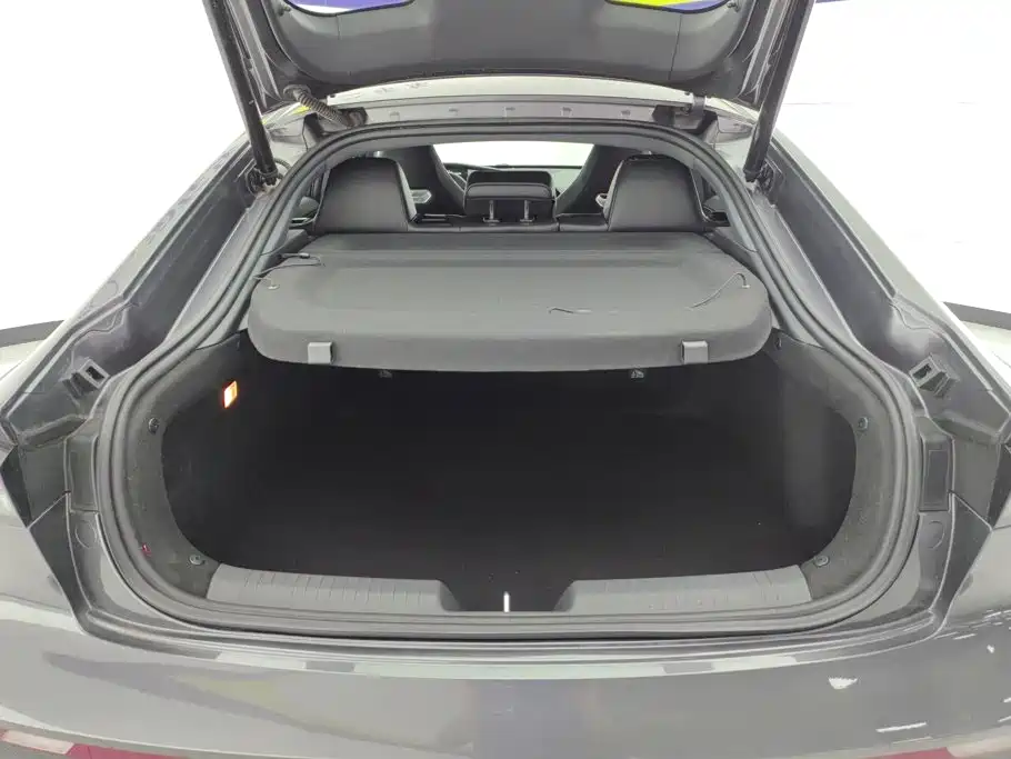 Changan UNI-V iDD 2024 2024 Blue Whale Smart iDD 136km Smart Premium
