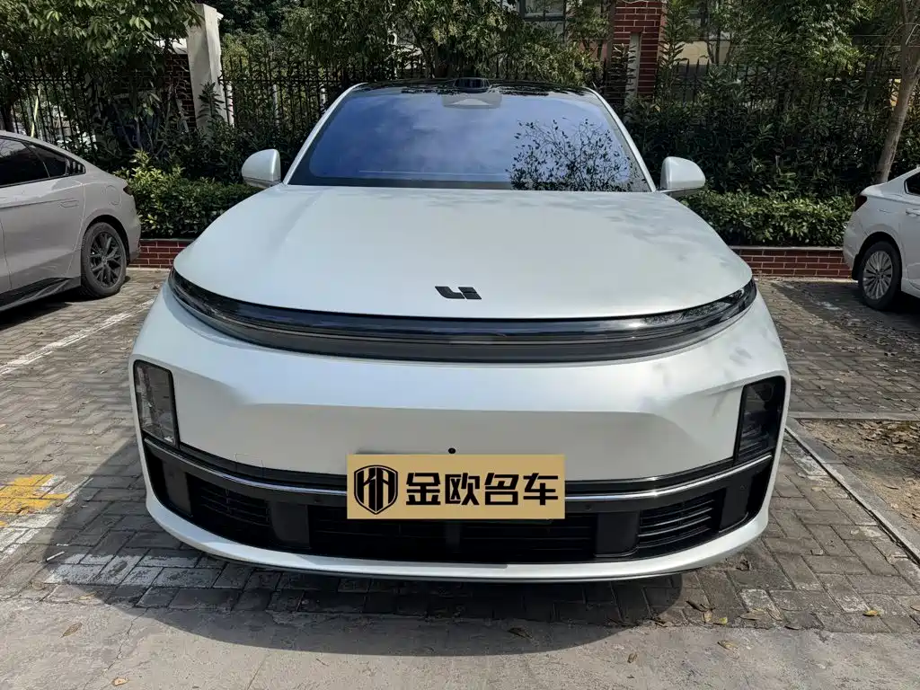 Фото 3 - Li Auto L7