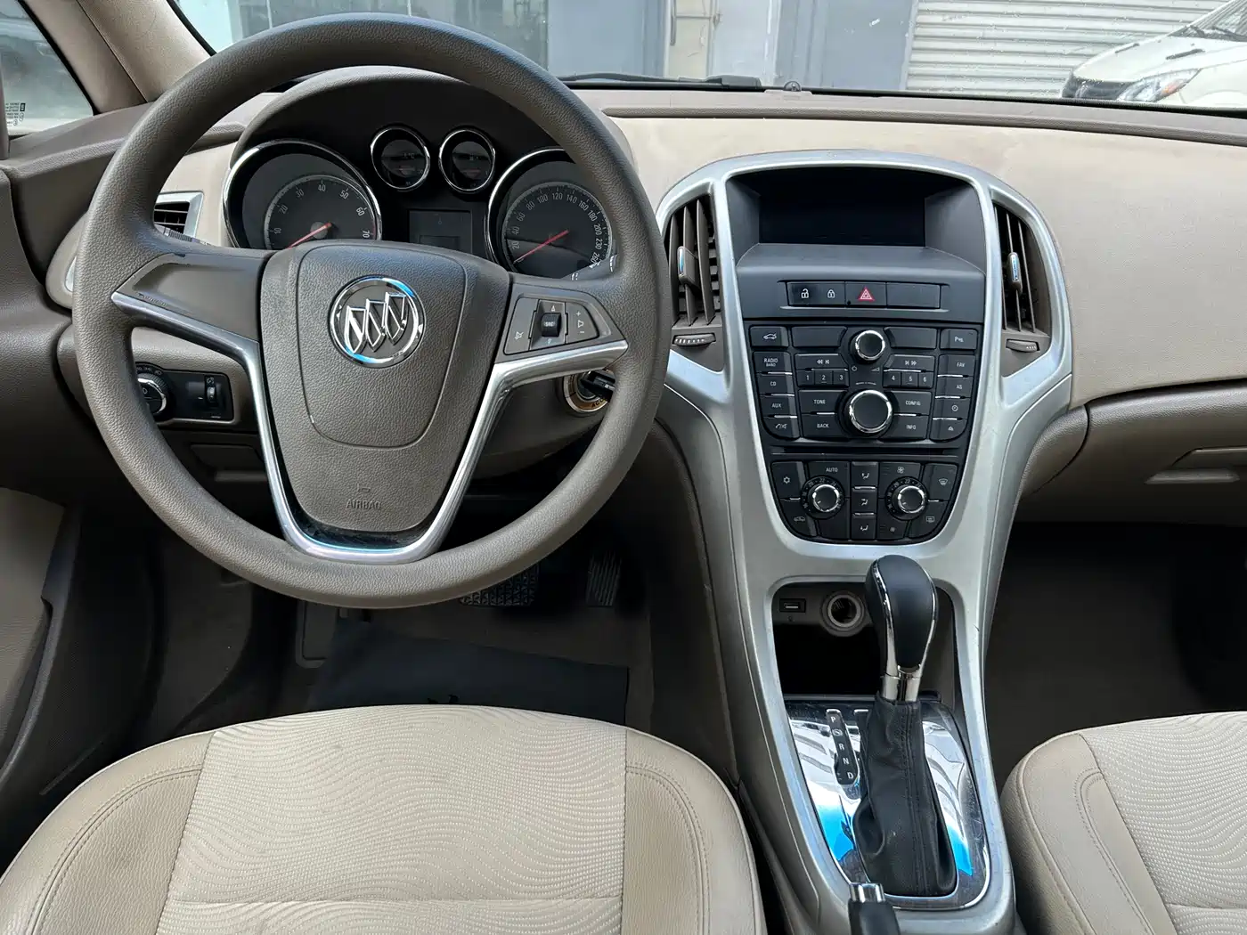 Buick Excelle 2013 GT 1.6L Automatic Fashion Edition фото 8