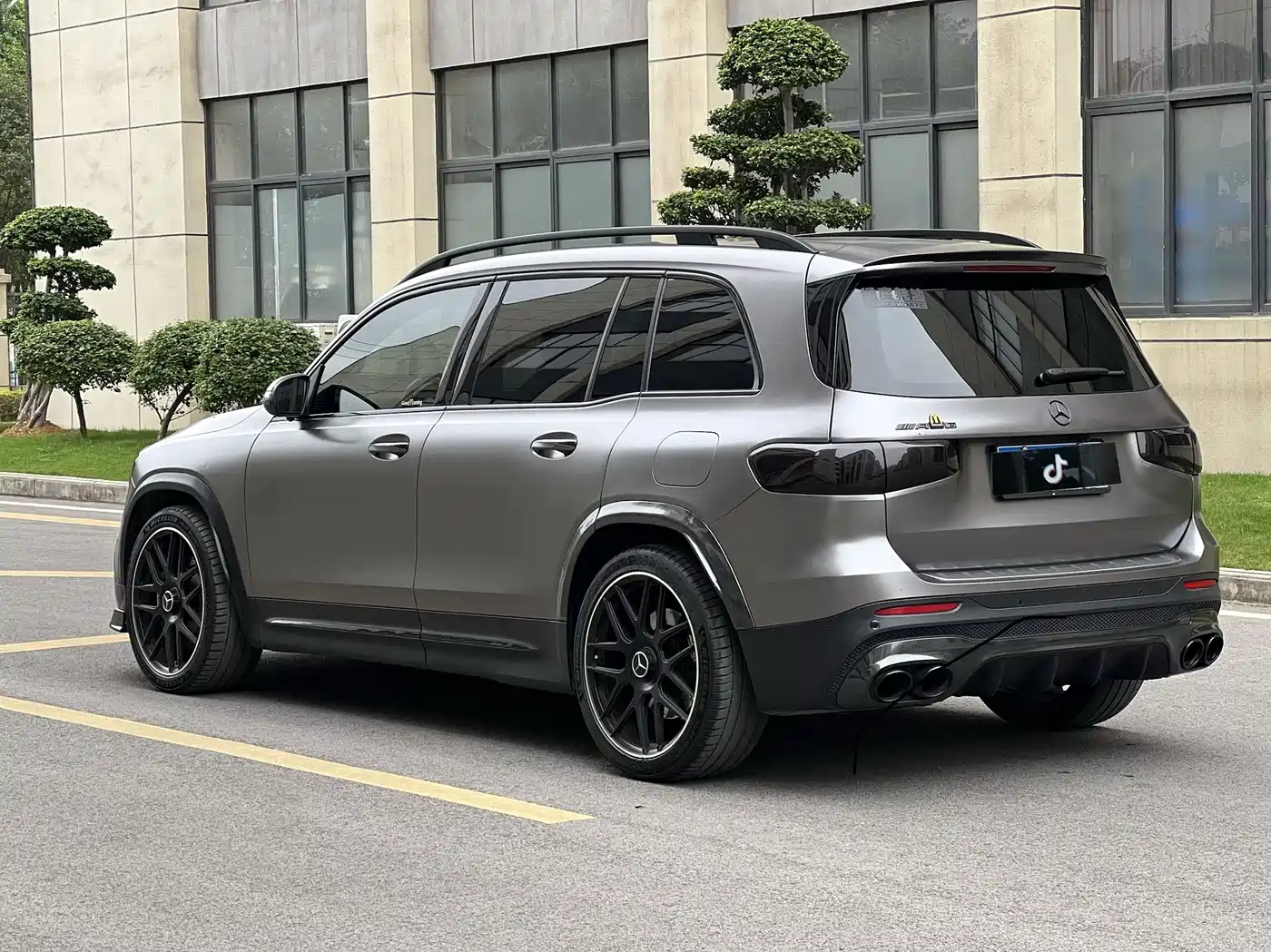 Mercedes-Benz GLB AMG 2021 Facelift AMG GLB 35 4MATIC фото 22