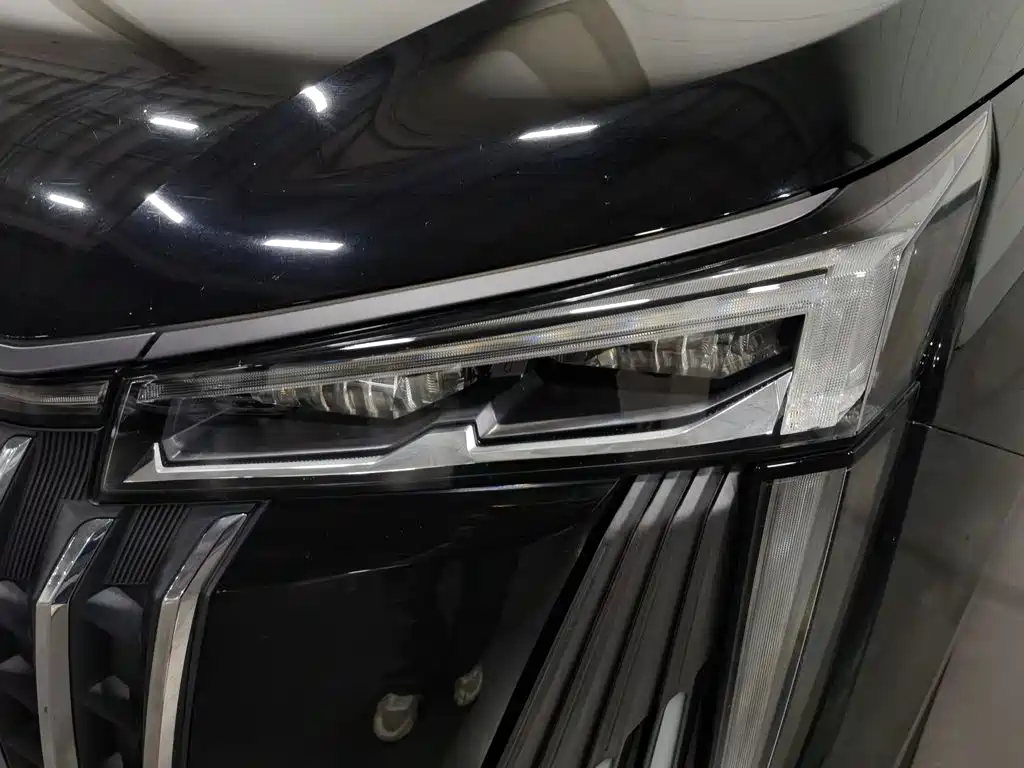 Photo 7 - GAC Trumpchi M8