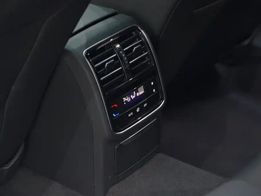 VOLKSWAGEN FAW-CC