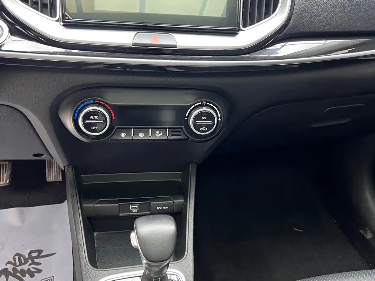 Kia KX1 2021 1.4L CVT Sunroof Version фото 13