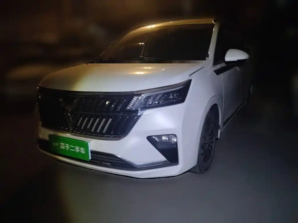 Wuling Motors Wuling Jiachen 2022 — пригон из Китая