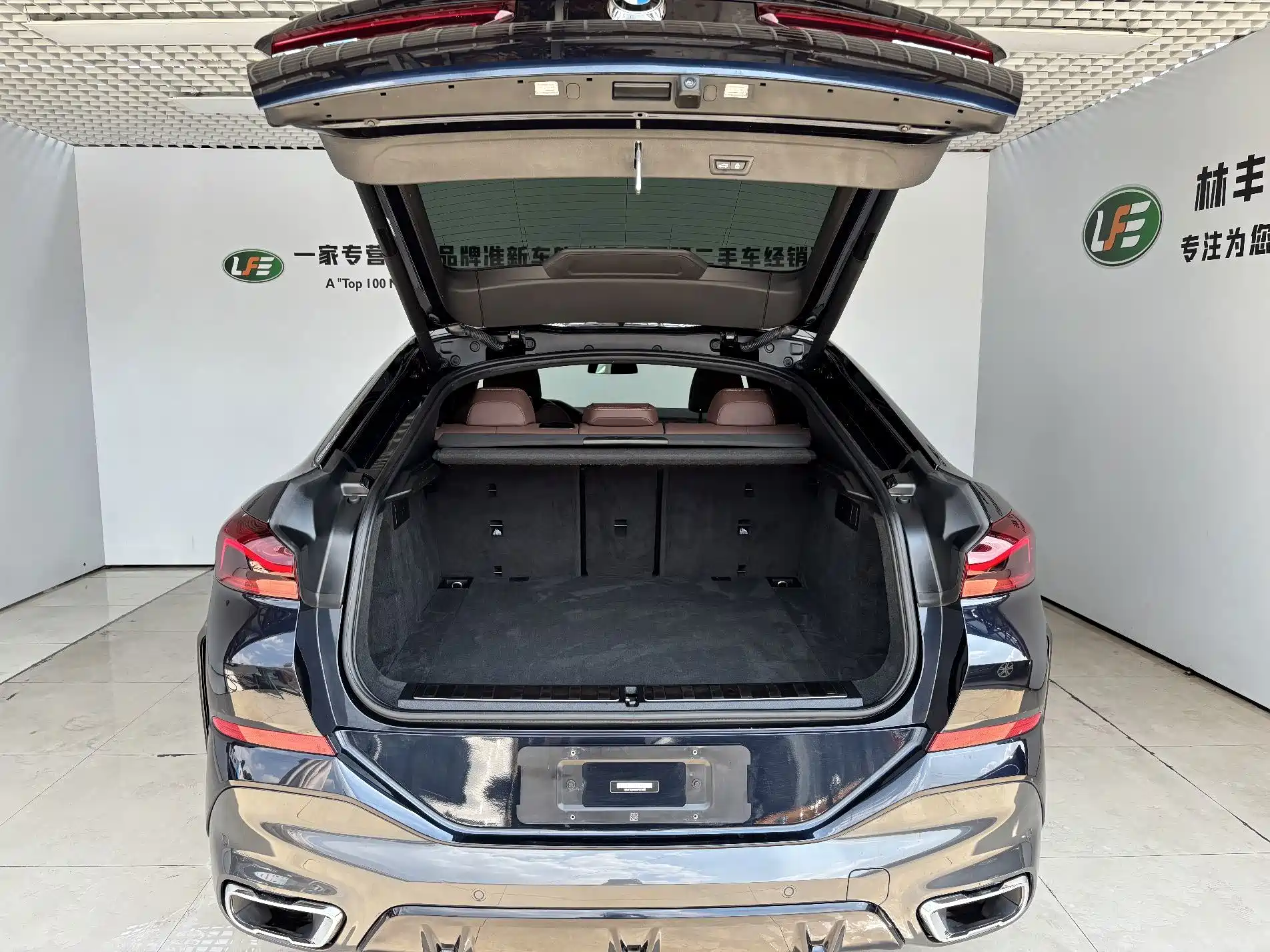 Фото 27 - BMW X6