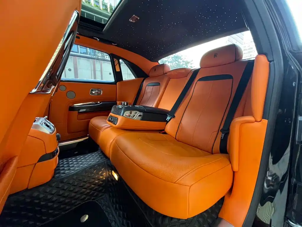 Фото 17 - Rolls-Royce Ghost
