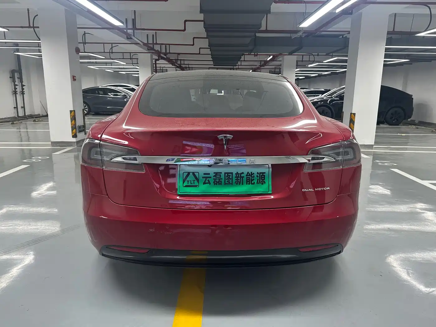 TESLA MODEL S