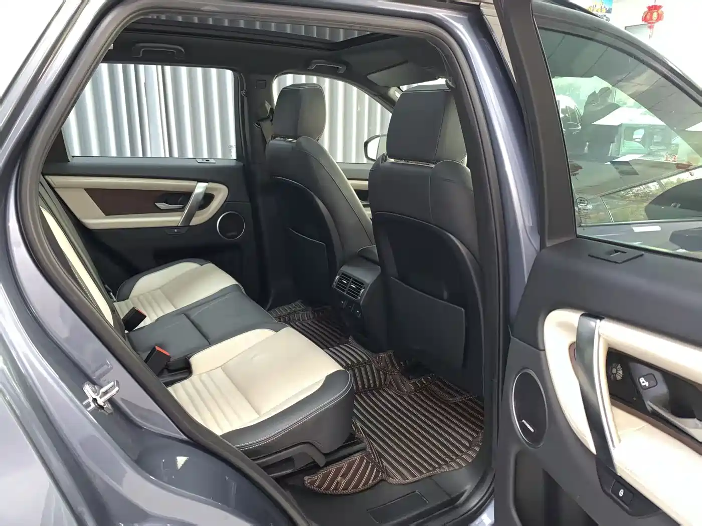 Land Rover Discovery Sport 2020 249PS R-Dynamic Luxury Custom фото 10