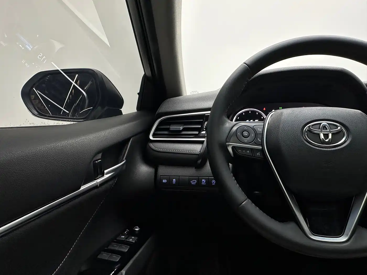 Toyota Camry 2021 2.5S Feng Shang Edition фото 20