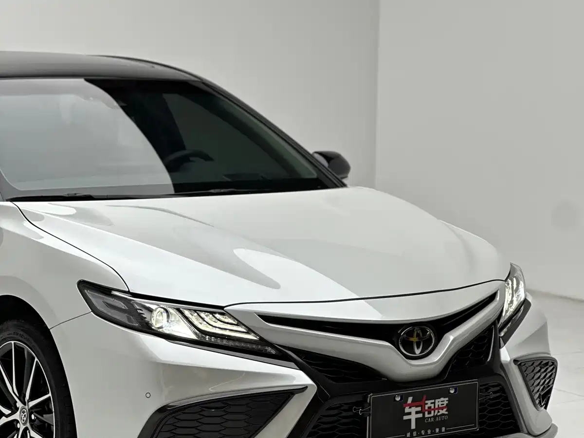 Toyota Camry 2021 2.5S Feng Shang Edition фото 11