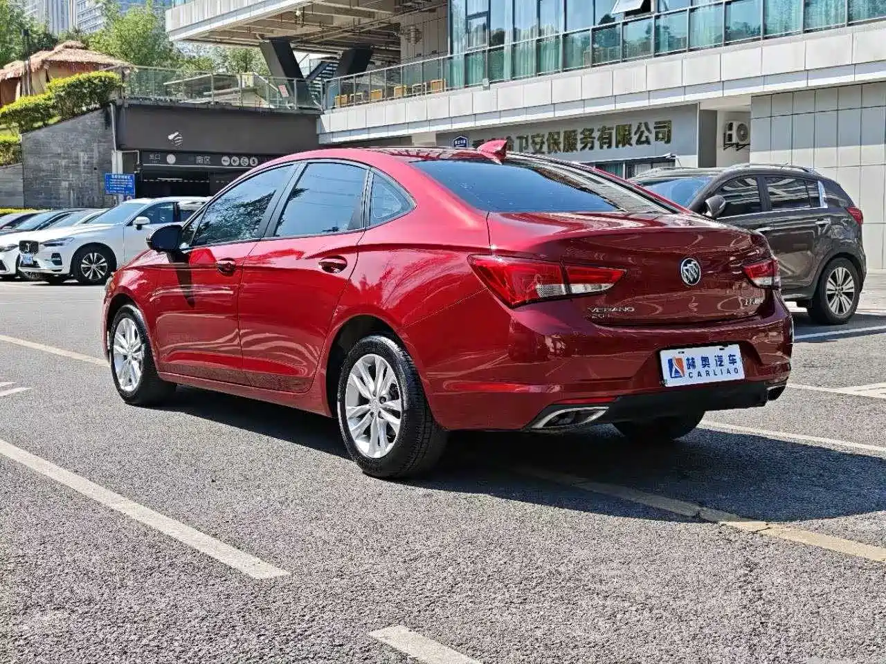 Buick Verano 2018 Sedan 20T Dual Clutch Leading фото 25