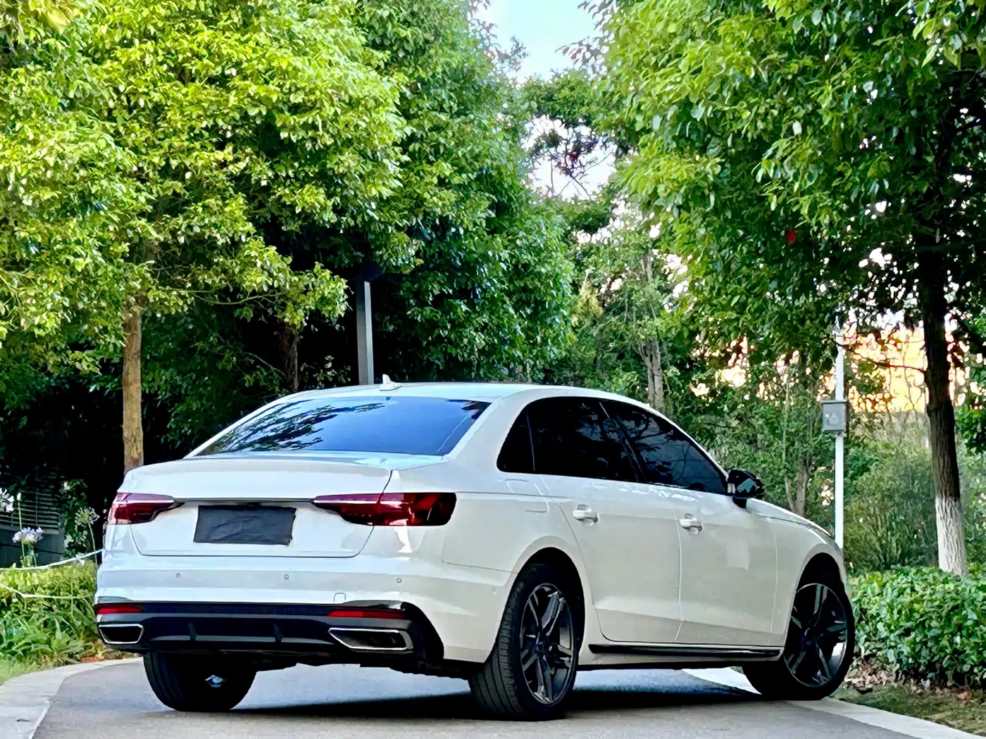 Audi A4L 2022 40 TFSI Luxury Dynamic фото 5