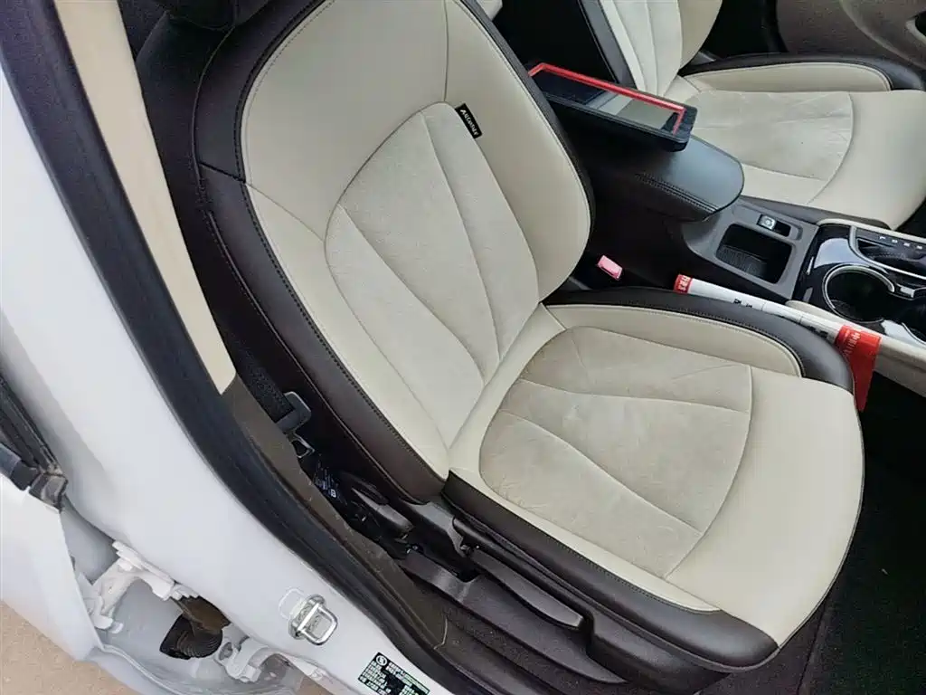 Buick Verano 2017 Sedan 15S Automatic Leading фото 25