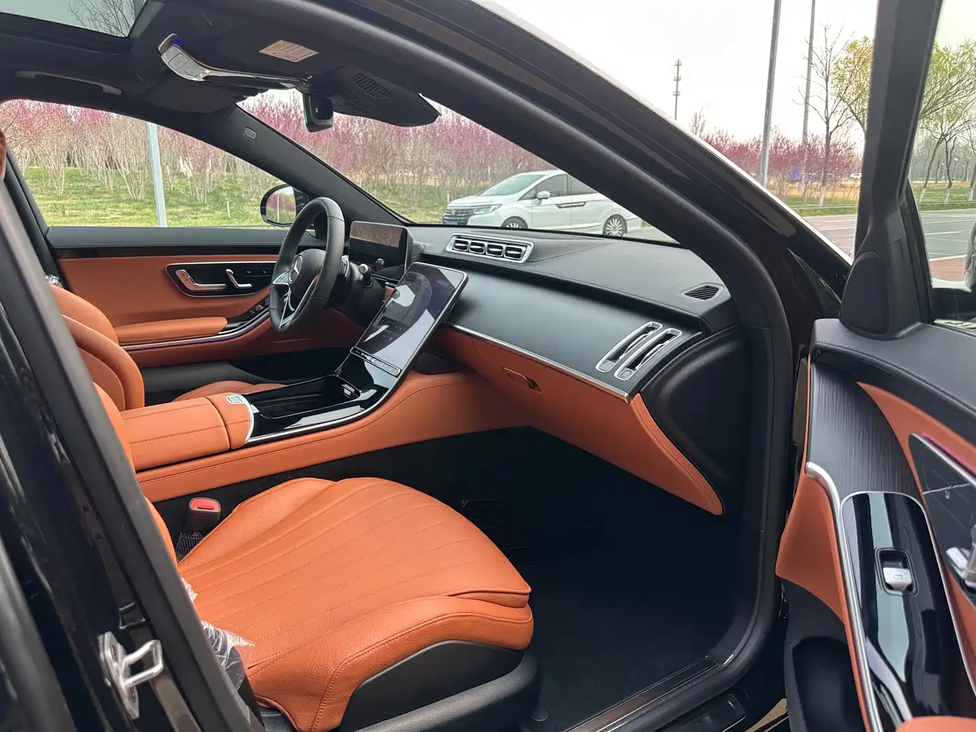 Mercedes-Benz S-Class 2026 S 400 L Business Special Edition фото 8