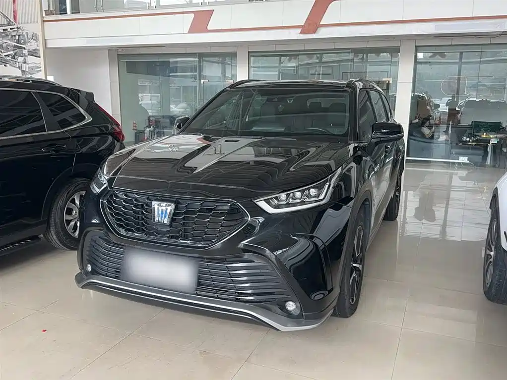 Toyota Crown Kluger 2022 2.5L HEV 4WD Luxury Edition фото 12