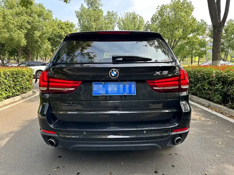 Photo 6 - BMW X5 (Import)