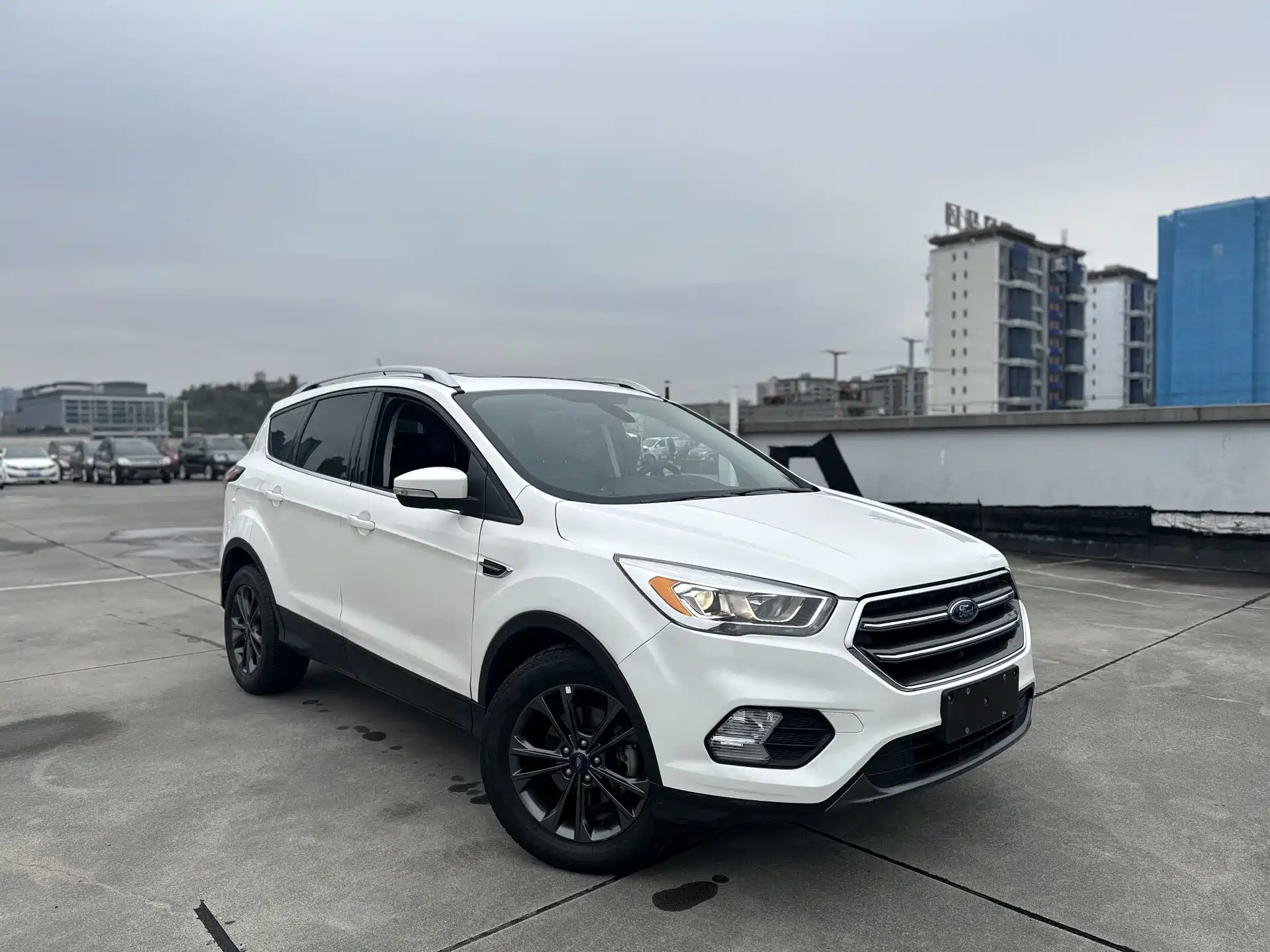 Photo 10 - Ford Kuga