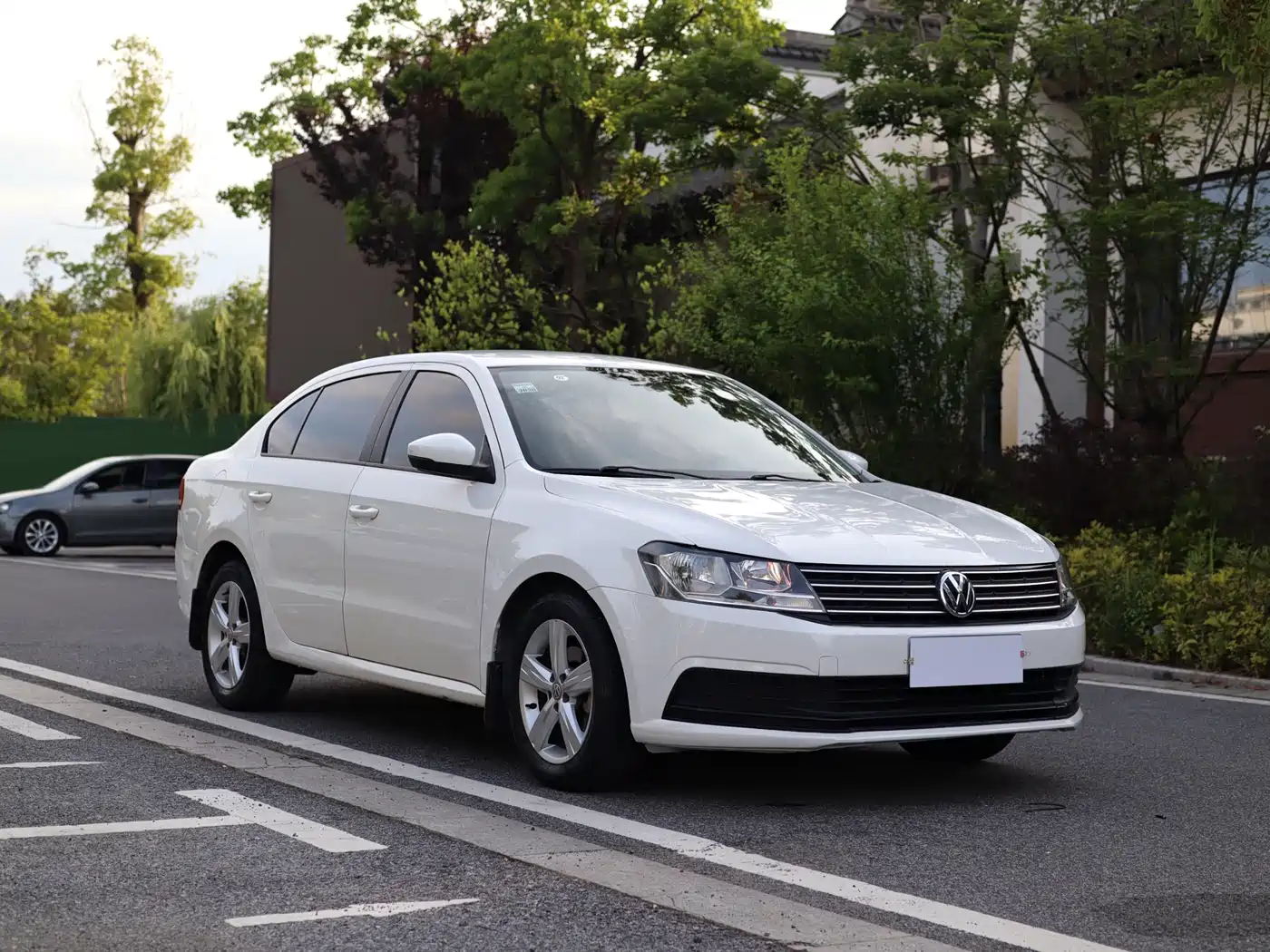 Volkswagen Lavida 2017 1.6L Automatic Trend Edition фото 3