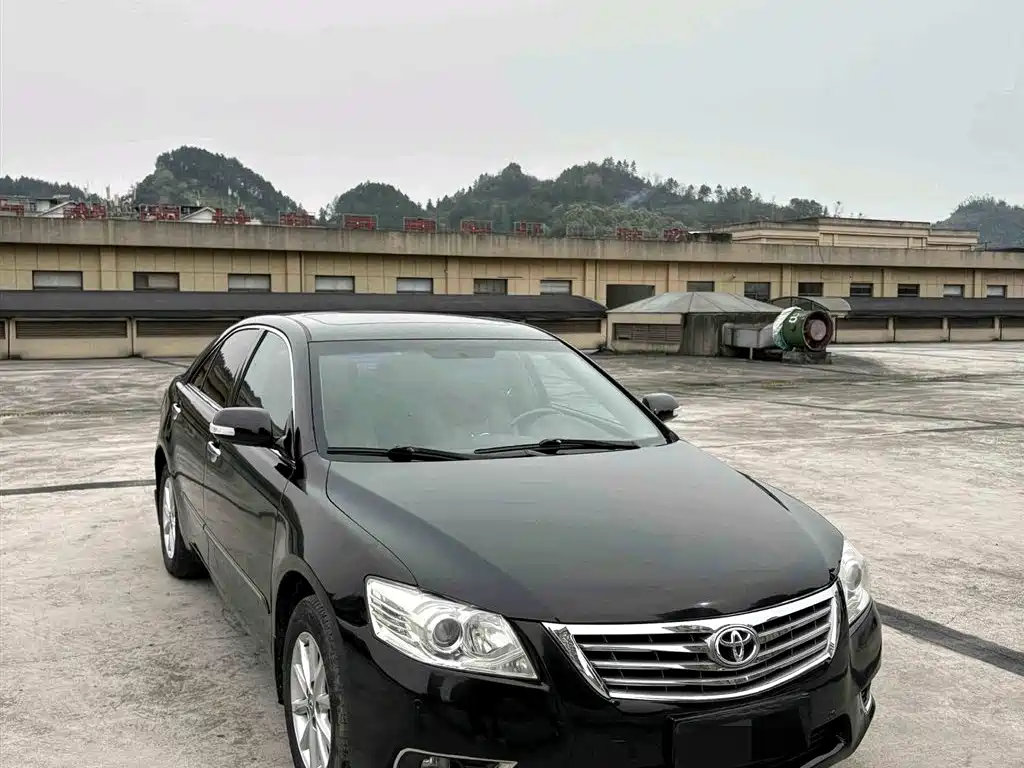 Toyota Camry 2011 240G Classic Anniversary Edition фото 3