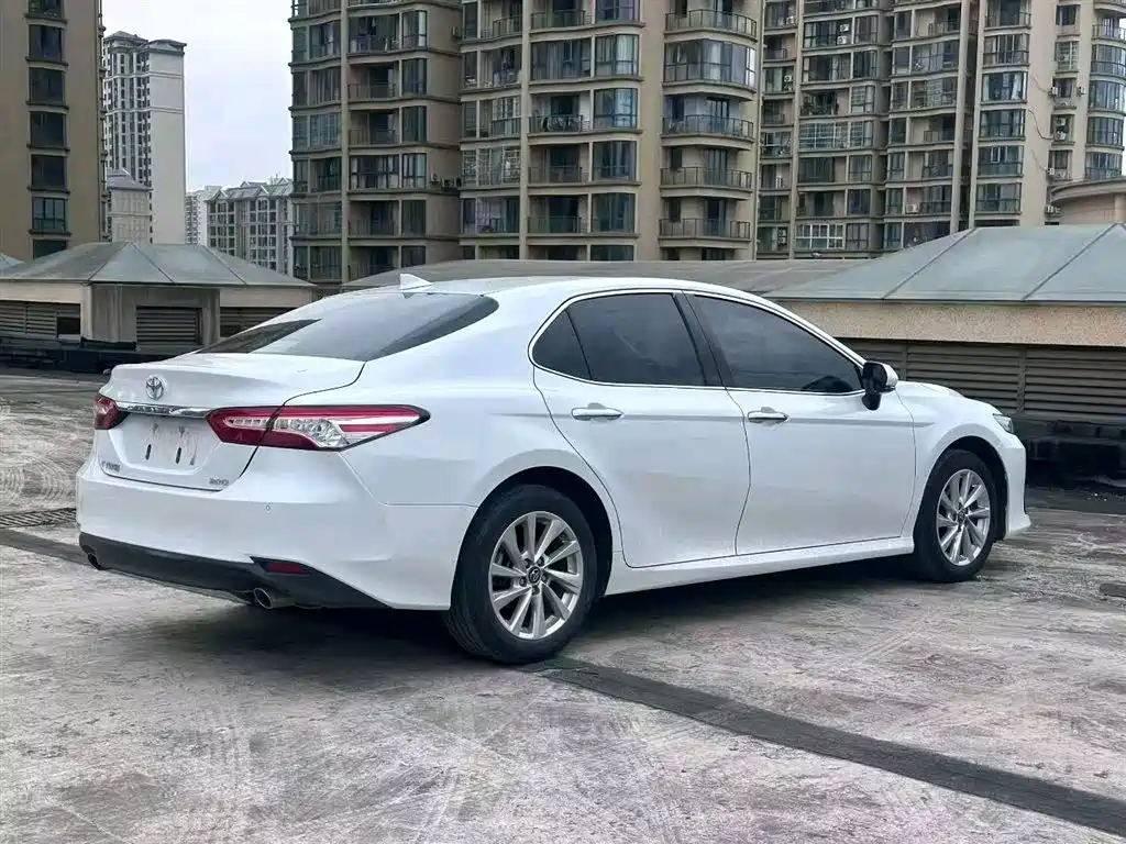 Toyota Camry 2021 2.0G Luxury Edition фото 6