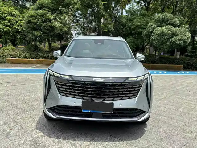 Geely Boyue L 2023 1.5TD DCT Premium