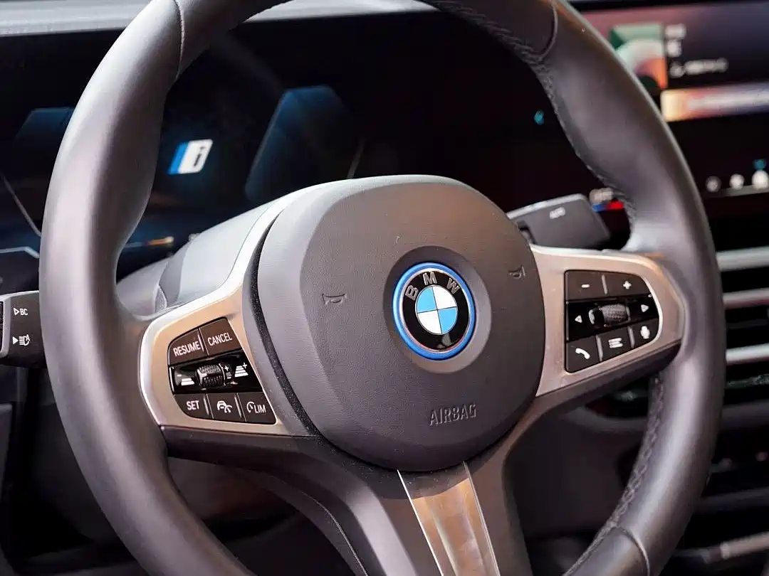 BMW i3 2024 eDrive 40 L Night Sport Package фото 6