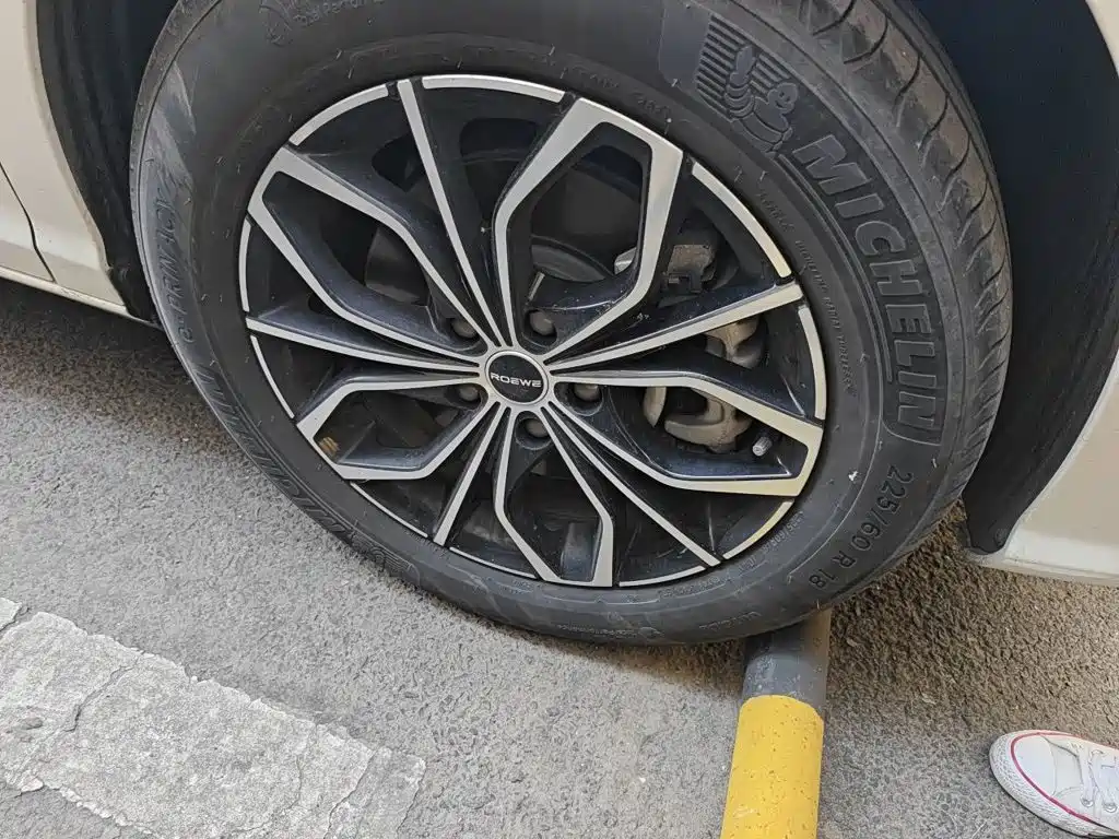 Фото 8 - Roewe iMAX8 EV