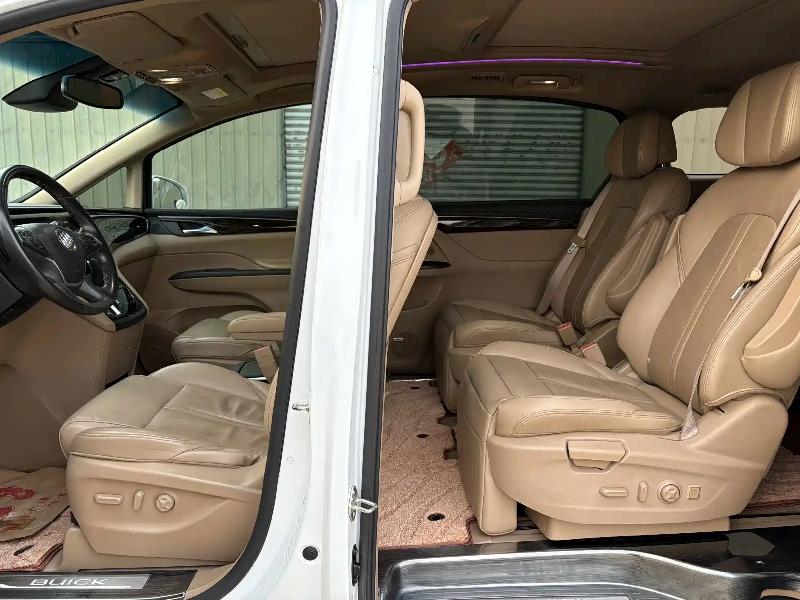Фото 9 - Buick GL8