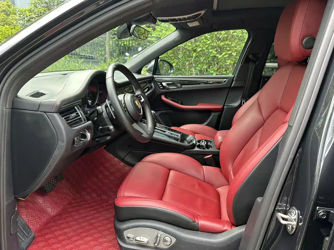 Porsche Macan 2022 Macan 2.0T фото 4