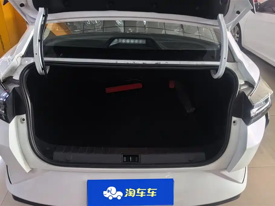 DONGFENG FENGSHEN YI HYUN